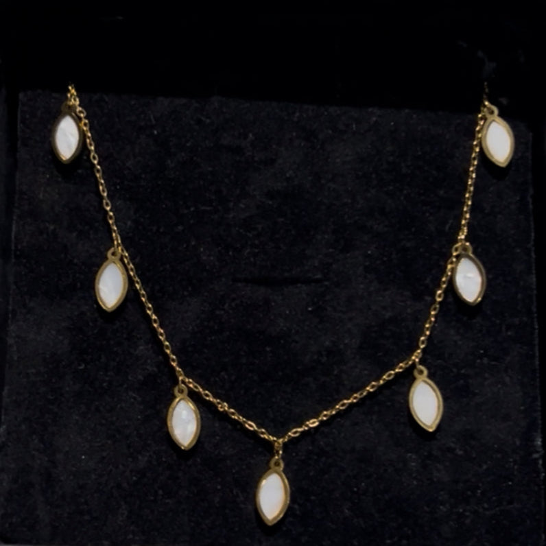Moonleaf necklace