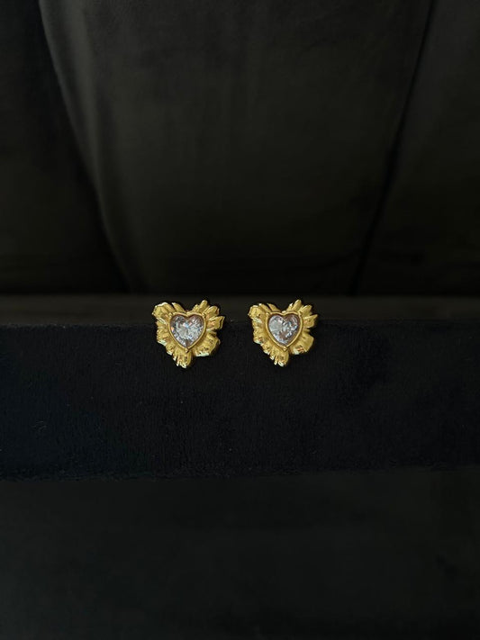 Gold hearted studs